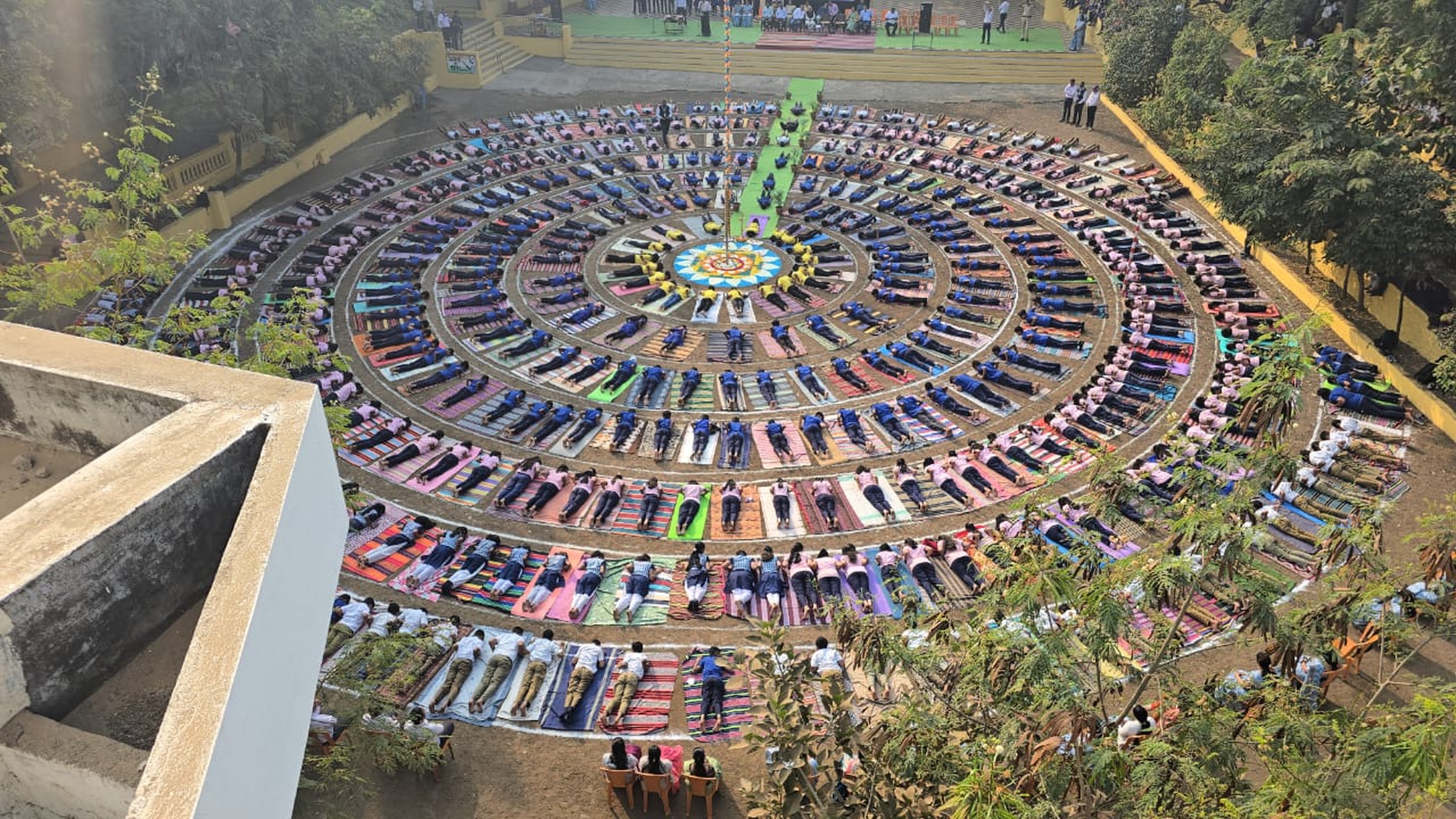 Nandurbar Welcomes New Year with Mass Surya Namaskar by 850+ Students